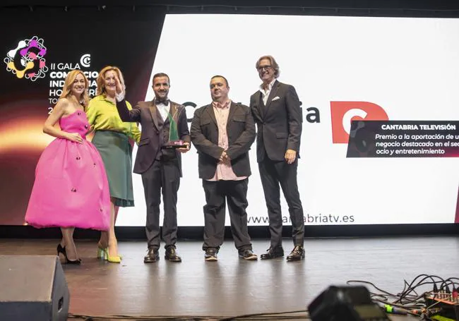 El premio aportación de un negocio destacado sector Ocio y Entretenimiento fue para Cantabria Televisión